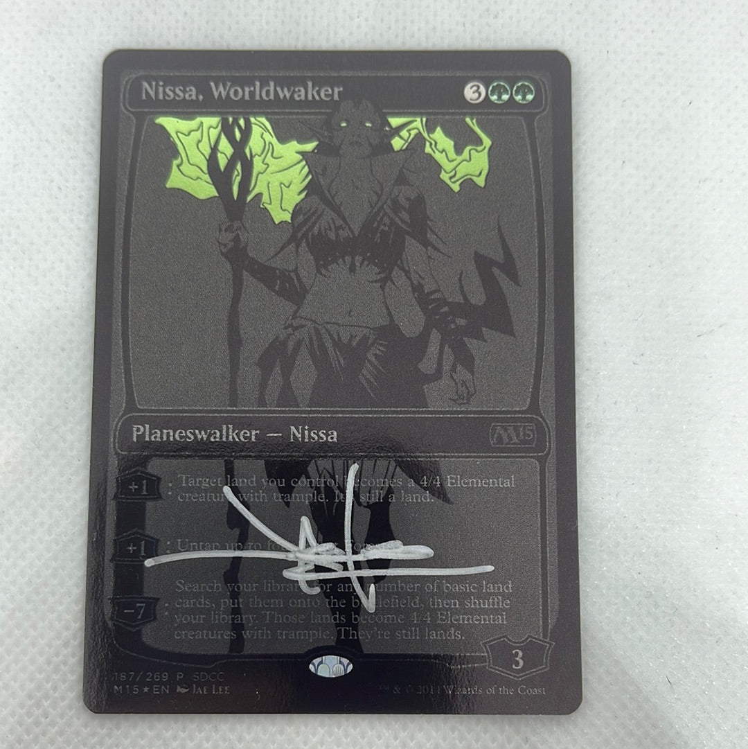 Nissa, Worldwake - Autographed SDCC Promo